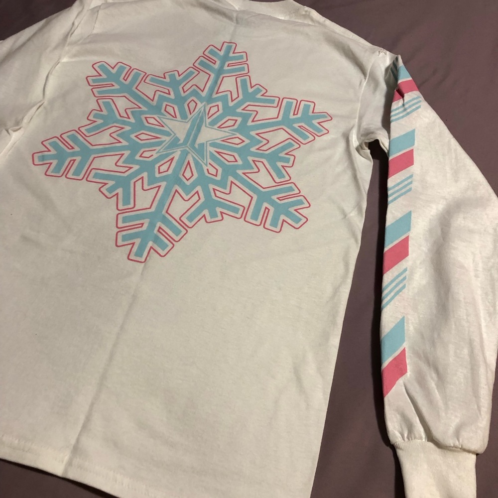 Jeffree Star Snowflake Shirt - Picture 9 of 9